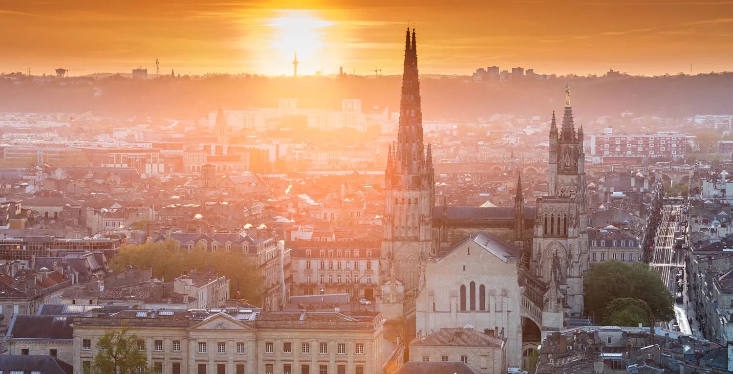 Vue panoramique de Bordeaux Métropole