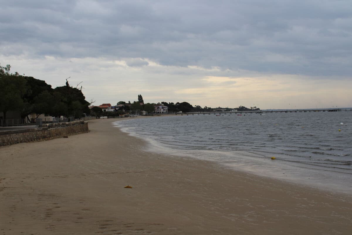 La plage et la jetée d'Andernos-les-Bains